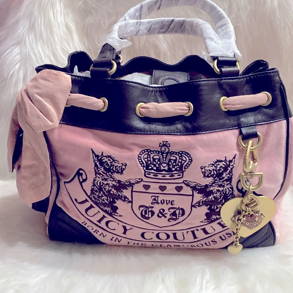 Juicy Couture Pink Velour Daydreamer Bag NWT Excellent Condition